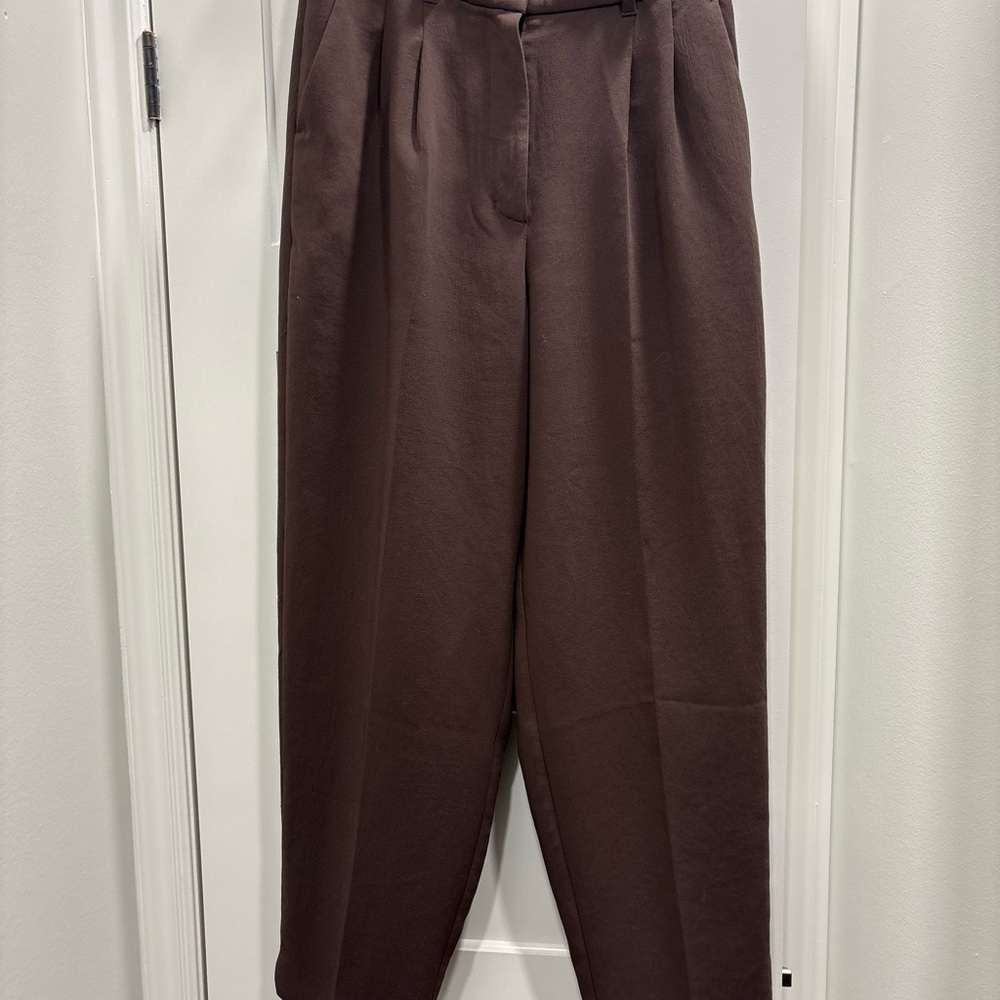 Wilfred Carrot Pant - Chocolate Brown